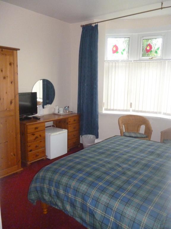 The New Inn Guest House Bridgend  Eksteriør bilde
