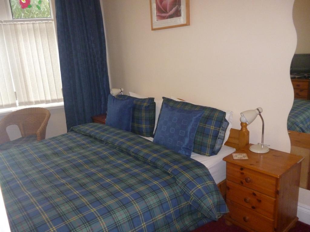 The New Inn Guest House Bridgend  Eksteriør bilde